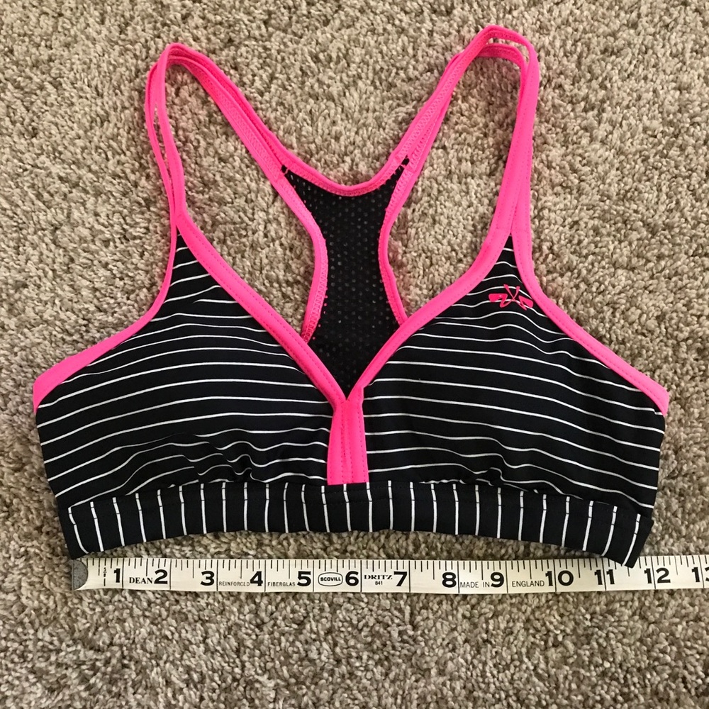 Sporty Bikini Top - Picture 2 of 7